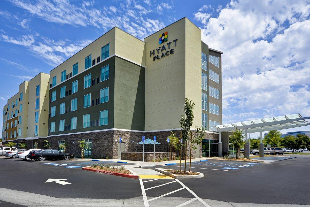 Hyatt Place Фресно Экстерьер фото