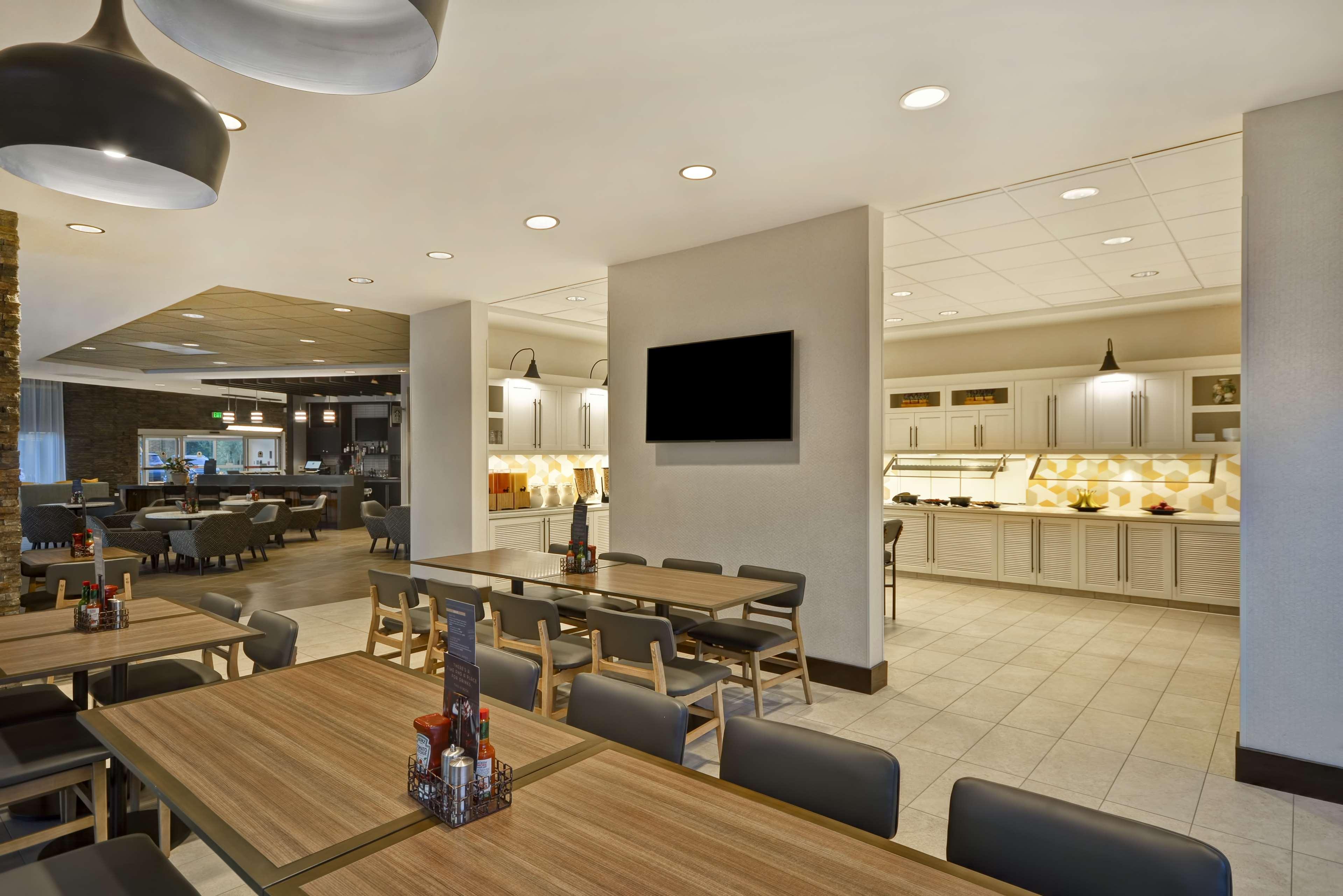 Hyatt Place Фресно Экстерьер фото