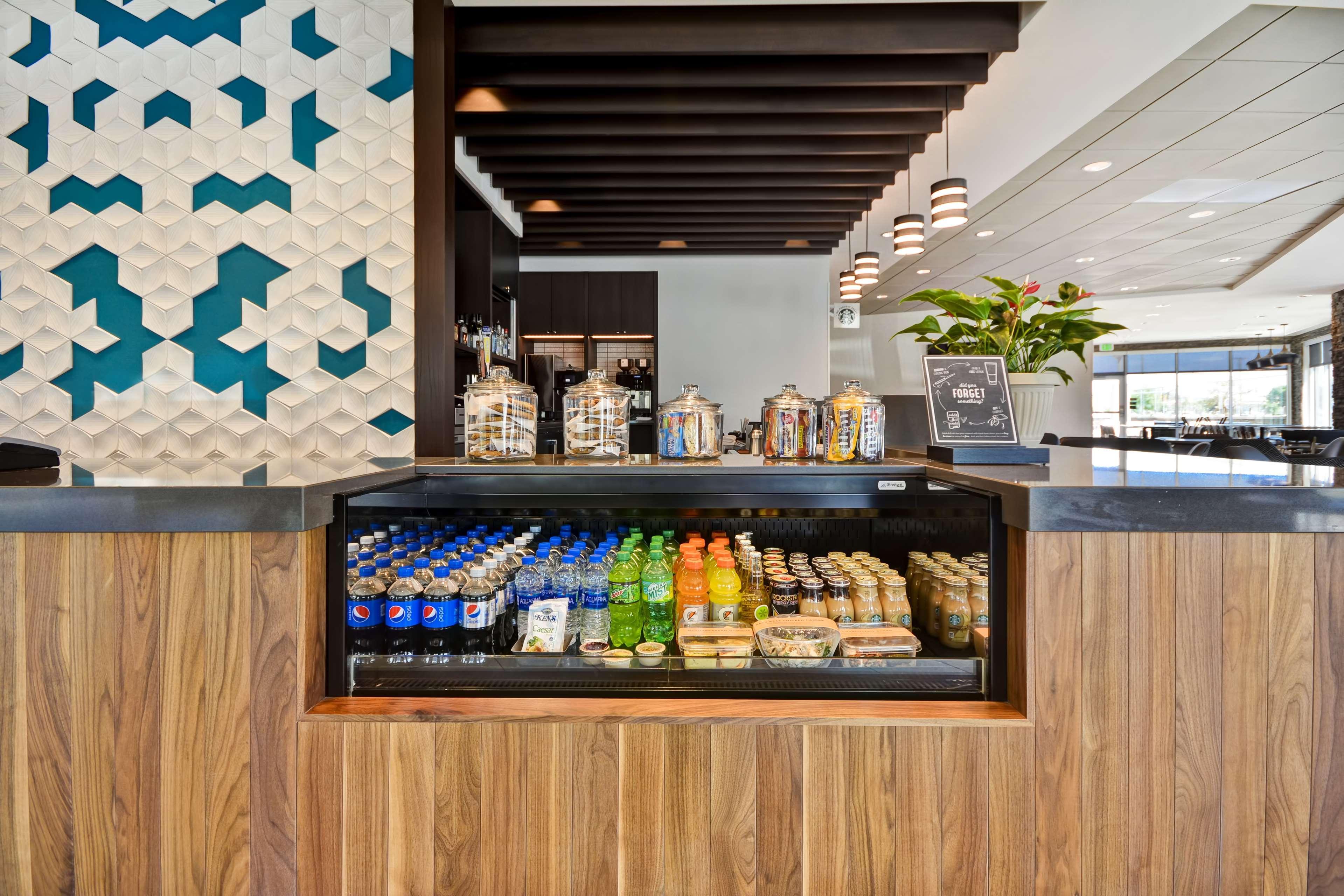 Hyatt Place Фресно Экстерьер фото