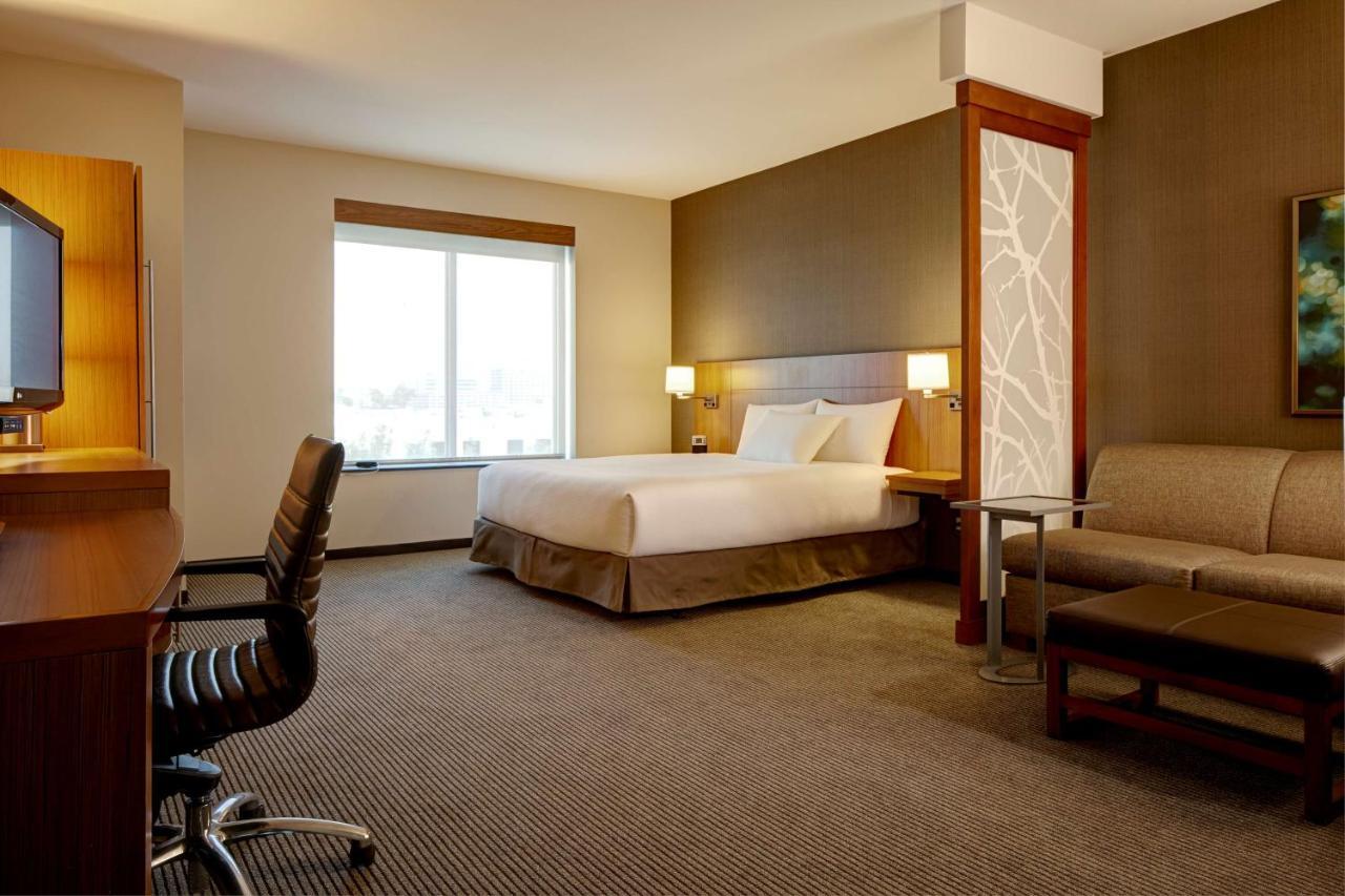 Hyatt Place Фресно Экстерьер фото